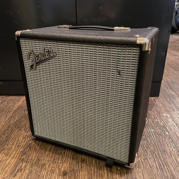 Fender フェンダー Rumble 25 ベースアンプ Amazon.com: Fender Rumble 25 Bass Combo Amplifier Bundle