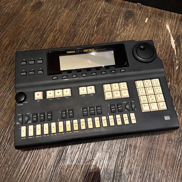 【アダプタ付き】YAMAHA シーケンサー QY300 ヤマハ アダプタ付き】YAMAHA シーケンサー QY300 ヤマハ｜Yahoo!フリマ