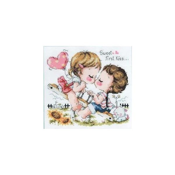 NXXeb` hJLbg sweet first kissiDMChJj