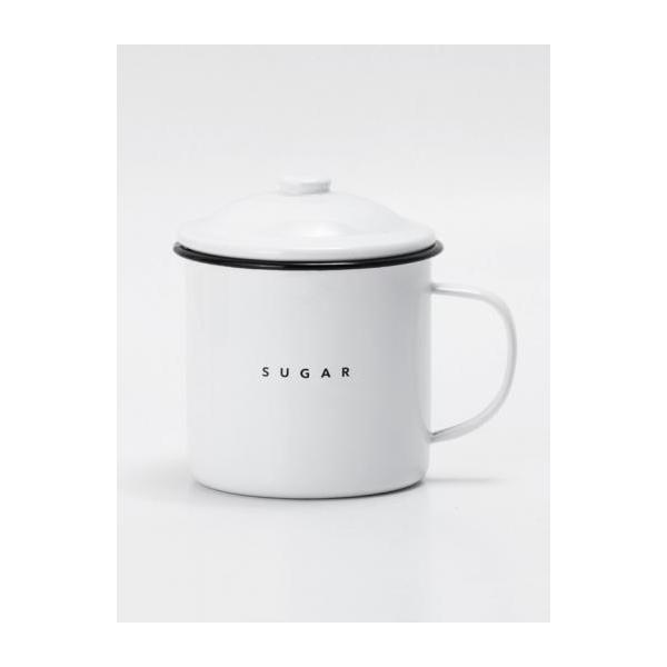 ［※お取り寄せ商品※］取手のついたシンプルで飽きのこないデザインの蓋付きポット。真っ白なホーローは清潔感があり、キッチンを明るくしてくれます。取手付きなので料理の際に持ち易く、コンパクトなので「SALT」「SUGAR」を並べて置いても場所を...