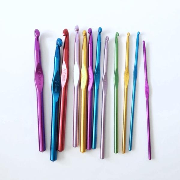 [Release date: July 16, 2021]:::MATERIAL:::アルミニウム:::SIZE:::長さ：15cm針サイズ：2.0mm〜10mm　オプションにてお選びください※2.0ｍｍ(2/0号)〜3.0ｍｍ(5/0号)...