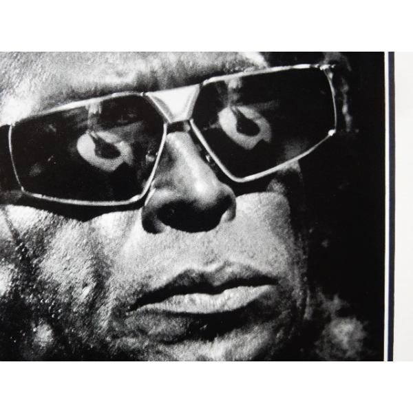 ●マイルス・ディビス/London 1989 Live Act Picture/アートピクチャーの額装品●アートピクチャーサイズ（約31cmx23cm）●額/木製/黒額/アクリル仕様　外枠寸法　44cｍｘ37cｍ　専用箱、吊下げ備品付●2m...