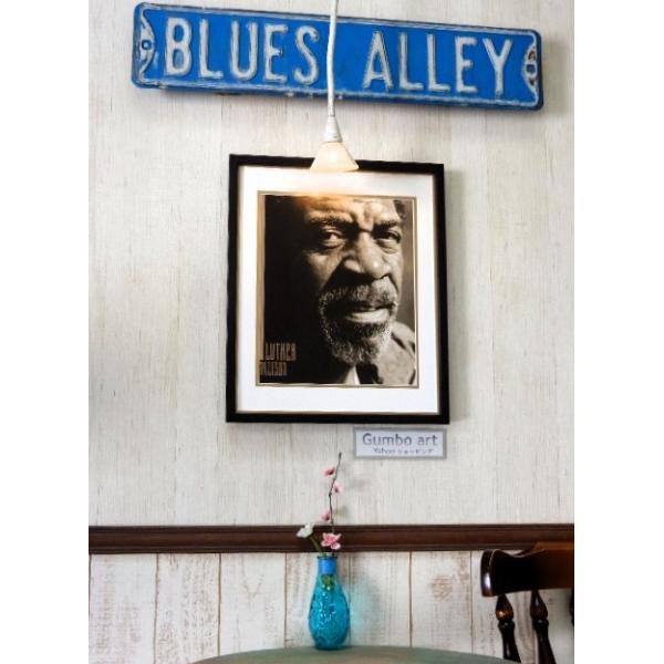 ●LUTHER ALLISON /ルーサー・アリスン/アートピクチャーの額装品●アートピクチャーサイズ（約32cmx25cm）●額/木製/ホワイト＆ゴールド/ゴールドライン/黒額/アクリル仕様　　外枠寸法　約44cｍｘ37cｍ　専用箱、吊下...