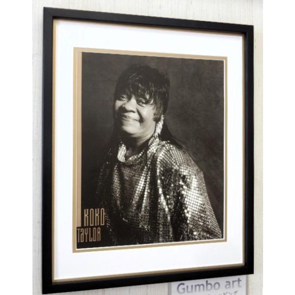 ●ココ・テイラー/Koko Taylor/アートピクチャーの額装品●アートピクチャーサイズ（約32cmx25cm）●額/木製/ホワイト＆ゴールド/ゴールドライン/黒額/アクリル仕様　外枠寸法　約44cｍｘ37cｍ　専用箱、吊下げ備品付●2m...