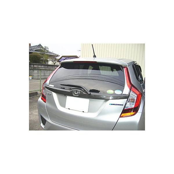 自動車 【新品未使用】フィット GK3 GK4 リアライセンスガーニッシュ