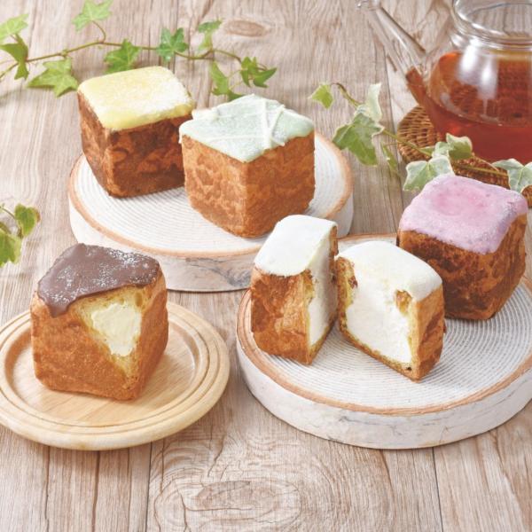 パイシュー生地を四角く焼き上げた見た目も楽しいシュークリームの5個セットです。ギフト プレゼント ご褒美 贈り物 贈答品 送料無料 ご自宅用 中元 歳暮 御祝 お祝いお正月、バレンタインデー、ホワイトデー、母の日、父の日、敬老の日、クリスマ...