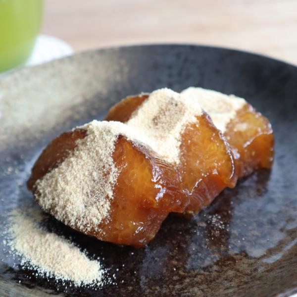 鹿児島の銘菓「破れあくまき」を3本セットでお届けします。・鹿児島伝統和菓子の代表作　あくまき。・昔懐かしい故郷の味。・鹿児島のあく巻と言ったら津曲食品。昔から家庭で親しまれてきた「あく巻」。・当店のあく巻はお客様から「柔らかくてとっても食べ...