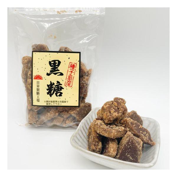 種子島産のさとうきびのみを使用し伝統製法で仕上げた種子島黒糖。口溶けなめらかで香り高く、ミネラルも豊富です。原材料名：さとうきび内容/規格：250g × 3袋保存方法：常温(夏場は開封後冷蔵庫保存)産地：鹿児島県西之表市生産者：日昇製糖