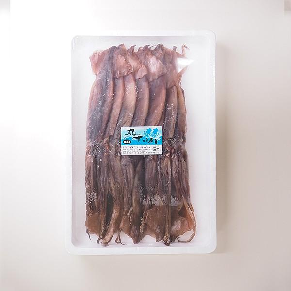 【内容(量)】するめいか丸干し 1kg【原材料(産地)】するめいか（国産）、食塩、調味料（アミノ酸等）【賞味期限】冷蔵保存で1ヶ月