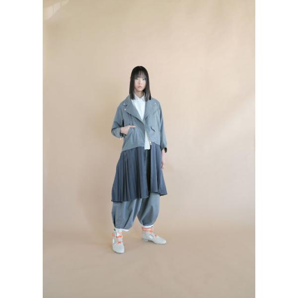 ベッドサイドドラマ　フード付きコート bedsidedrama (ベッドサイドドラマ) | Rider pleats coat (gray) size
