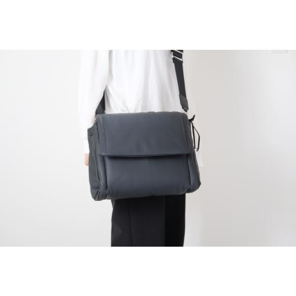 POMTATA (ポンタタ) | PAD ショルダーバッグ (black) ショルダー 羊革 