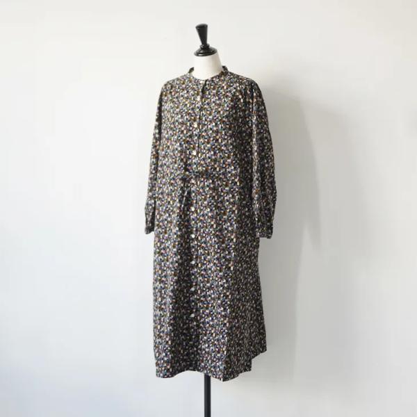 美品【sosotto】ソソット　リバティコーデュロイウエストドロストワンピース コーデュロイプリントバンドカラーウエストドロストワンピース