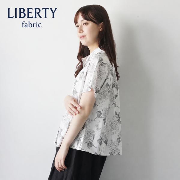 sosotto (ソソット) | LIBERTYタナローンサドルスリーブ比翼ギャザーブラウス (off white) | リバティ 花柄 ブラウス レディース Archive Lilac 26ss ナチュラル