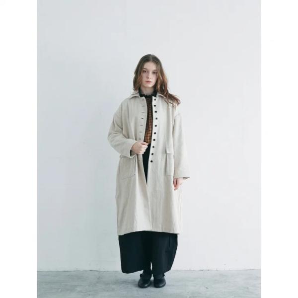 極美品　タグ付き　magari マガリ コットンウール　コートワンピース すっきりと見えるのに、 ゆったりとしたサイズ感がうれしい コットン