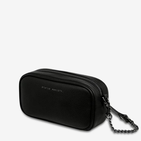 【STATUS ANXIETY／新品・日本未入荷！送料込・即購入可】本革バッグ SALE セール】STATUS ANXIETY | NEW NORMAL (black) バッグ ショルダー