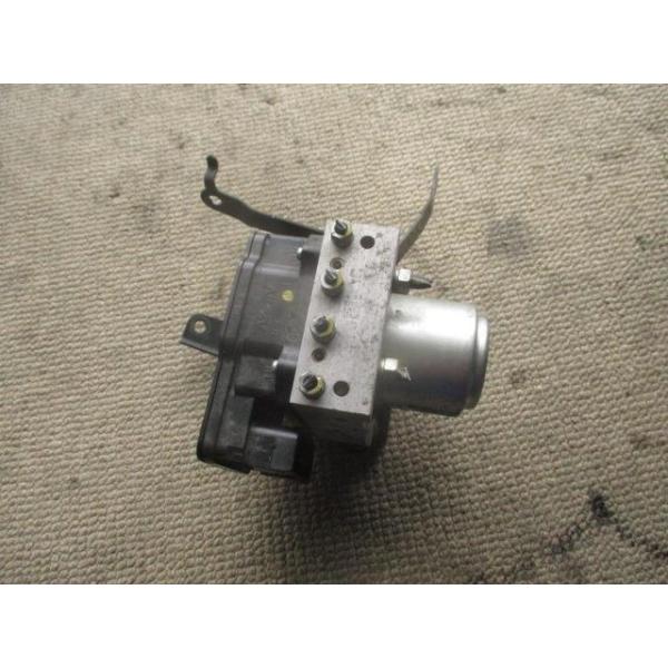 フィットシャトル DAA-GP2 ABSアクチュエーター : 株式会社萩尾商会