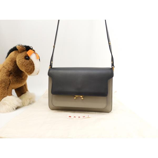 MARNI マルニ ポシェット Trunk レザー灰黒 斜め掛けショルダーバッグ 