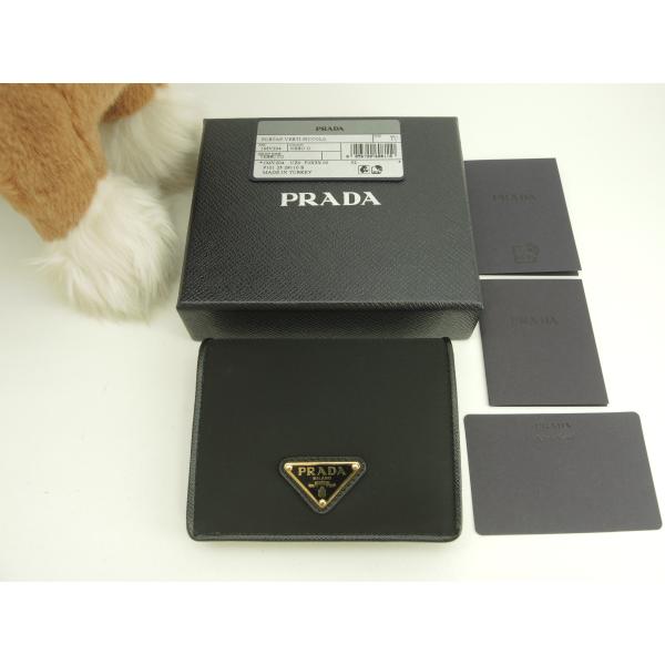 プラダ サフィアーノ コンパクトウォレット 三角プレート 三つ折り財布 PRADA プラダ コンパクトウォレット 三角プレート テスート