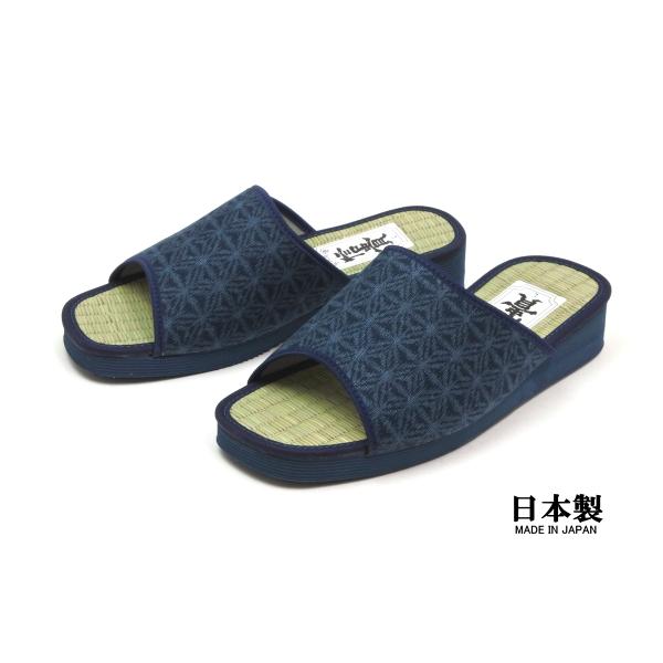 【生地の柄について】裁断位置によって柄の出方が変わりますので、左右で若干異なる場合があります。■適応サイズ：M（24.5-25.5cm）、L（25.5-26.5cm）■バンド柄：七宝亀甲■インソール素材：天然い草■底素材：EVAスポンジ■生...