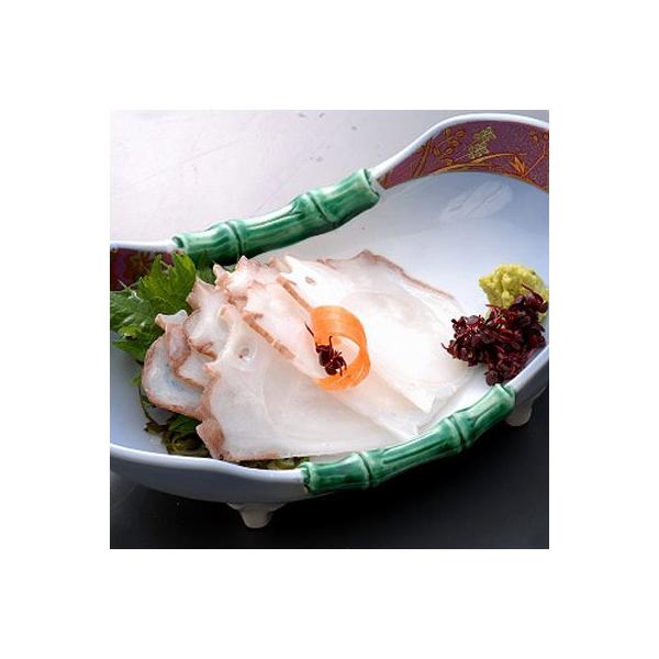 北海道産の水だこを薄いお造りにしました。新鮮なタコ特有のやわらかさが楽しめるので、お刺身にお付け出しに最適です。食感にこだわった2mmの厚みは、口の中でとろけるかの様なやわらかさ。たこの味を引き立てるさっぱりとした味付けのオリジナルポン酢た...