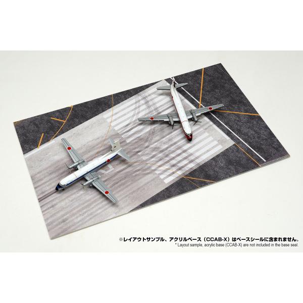 コレクションケースXシリーズに対応するスケールモデル用ベースシールです。別売のアクリルベース（CCAB-X）に貼ってご利用いただくことで、アクリルベース1枚に表裏2パターンでお楽しみいただけます。スケール表記は参考的な目安です。■内容　エア...