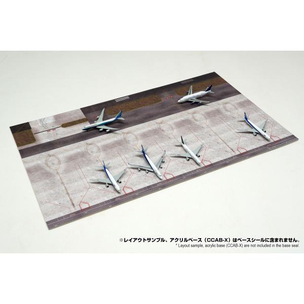 コレクションケースXシリーズに対応するスケールモデル用ベースシールです。別売のアクリルベース（CCAB-X）に貼ってご利用いただくことで、アクリルベース1枚に表裏2パターンでお楽しみいただけます。スケール表記は参考的な目安です。■内容　エア...