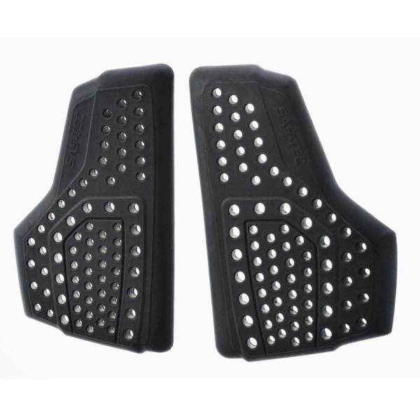 【適合】汎用　【商品説明】左右セット ●単体重量：約74g（片側） ●縦ｘ幅ｘ厚み‥約235×150×13（mm） ●胸部プロテクターのヨーロッパ規格（prEN1621-3）レベル1をクリア。 ●JMCA：推奨品。 ●HBJ-042コーチジ...