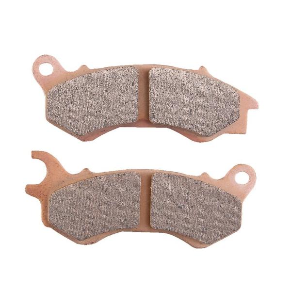 【適合】汎用　【商品説明】一般走行での耐久性を重視するニーズにぴったり ●ハードな走りでの性能より、一般走行での耐久性や快適性を重視。 ●ロングライフなパッド。 ●シンタードメタル系の特長でもある耐摩耗性能を更に磨き上げ、ゴールデンパッドに...