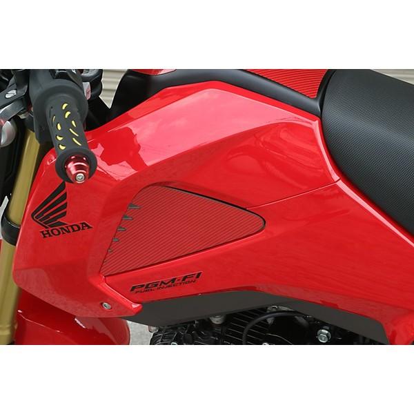 GROM(グロム)JC61 サイドシュラウドカーボンシート レッド GROM(グロム)JC61 サイドシュラウドカーボンシート レッド