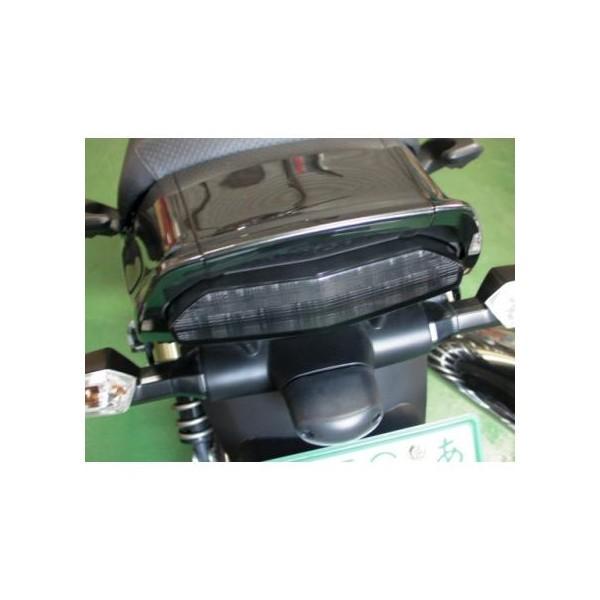 【適合車種】ZRX1200 DAEG（ダエグ）　【商品説明】・ノーマルテールランプの上から付属の両面テープで貼り付けるだけの簡単装着で、テールランプを精悍なブラック スモーク仕様にする事が可能なドレスアップパーツです。 ●・BEET ロゴを...
