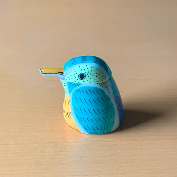 【在庫5】【新品】【大人気】有田焼幸楽窯錦川蝉形ミニ汁次　醤油差し 楽天市場】【有田焼 幸楽窯 錦川蝉形 ミニ汁次】有田焼 磁器