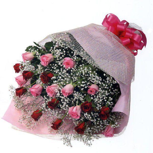 花束 赤 ピンクバラとかすみ草の花束 花キューピット商品 1 フローリスト花銀 Yahoo 店 通販 Yahoo ショッピング