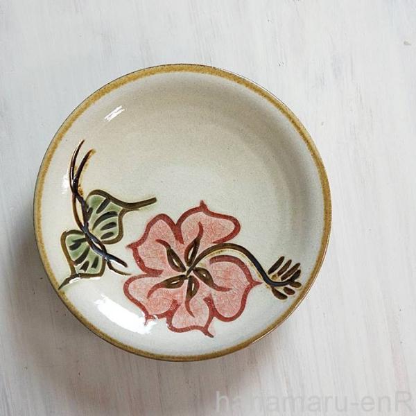 やちむん (沖縄陶器) 5寸皿 ハイビスカス 赤| プレート 皿 食器 取皿