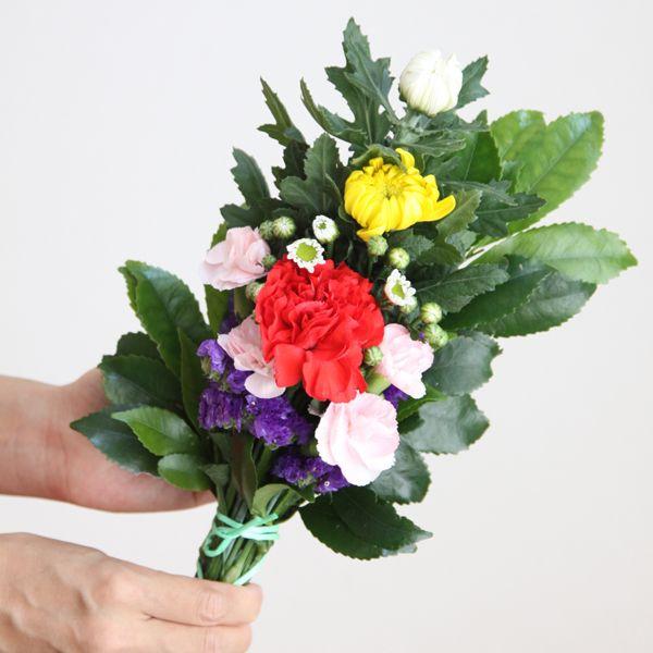お供えの花 墓花 切花 和 やわらぎ 6円 お盆 お彼岸 お墓参り お供え花 仏壇のお花 墓花 切花 Buyee Buyee Japanischer Proxy Service Kaufen Sie Aus Japan