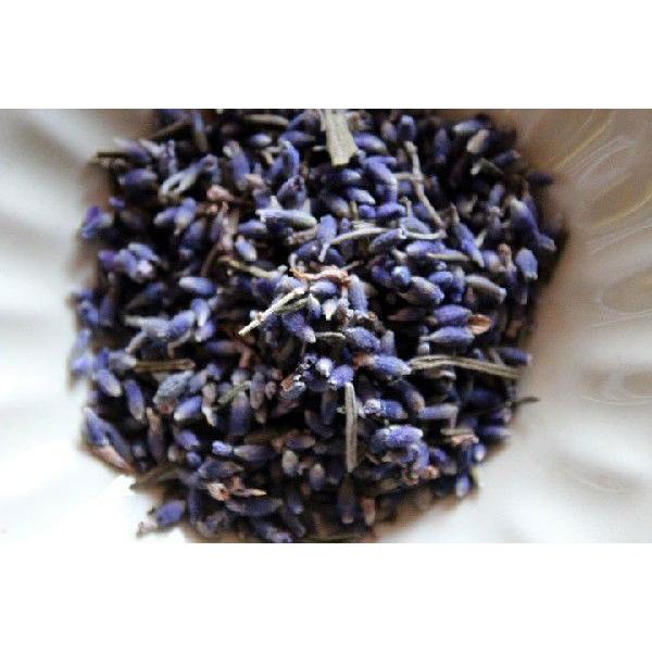 北海道富良野産のラベンダーポプリ。香りの良い品種だけを使用しています。