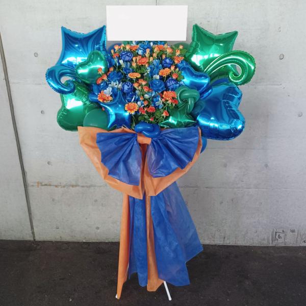 【注意事項】画像は一例です。使用するお花は季節、仕入れ状況により異なるので仕上がりはお任せとなります。