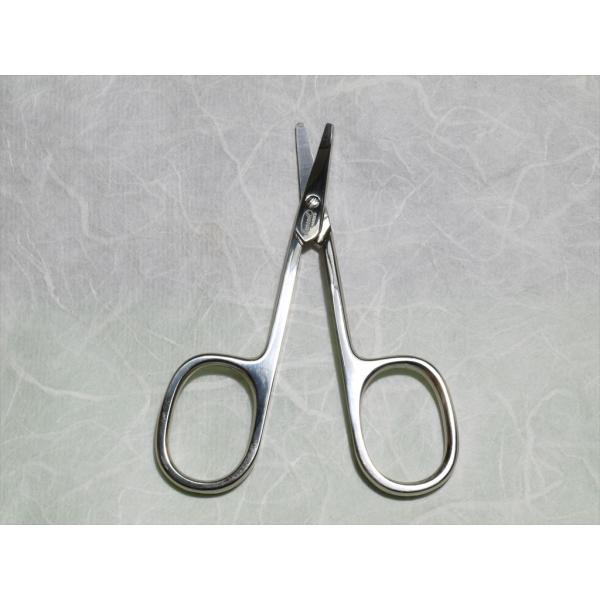 ＜description＞ Nickel Finish Baby Scissor made in Italyイタリア製のハイクオリティで高級感のあるビューティケア用のはさみです。 乳児・小児のネイルケア・エアケア用途向け。●　傷つける・けが...