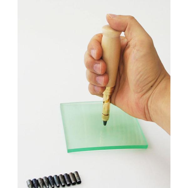 ・商品番号：5762-10・配送方法：メール便・宅配便・《 日本製 》野中製作所　スクリューポンチ特別特価セット本体＋替刃(10本付)＋ビニ板セット替刃(1・1.2・1.5・2・2.5・3・3.5・4・4.5・5mm)+ビニ板(100mm四...