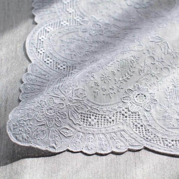 【送料無料】汕頭手刺繍　ハンカチ　7201 | ブライダル ハンカチ 結婚式 ハンカチ フォーマル ハンカチ ウェディング ハンカチ 刺? 結ギフト 冠婚葬祭 白 ホワイト ウェディング 花嫁 新婦 レディース ギフト 汕頭手刺繍 ハンカチ 7202 | ブライダル 結婚式 フォーマル