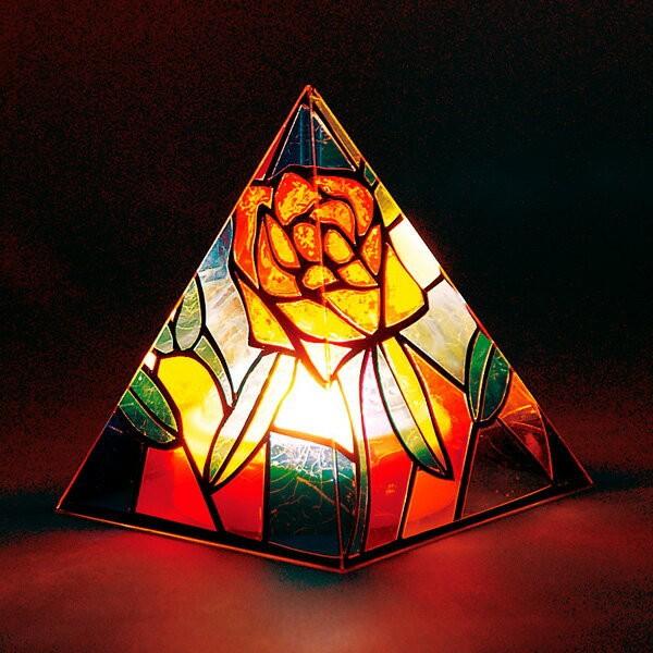 ランプ工作キット プッシュステンドピラミッド(ランプ無し) : 夏休み