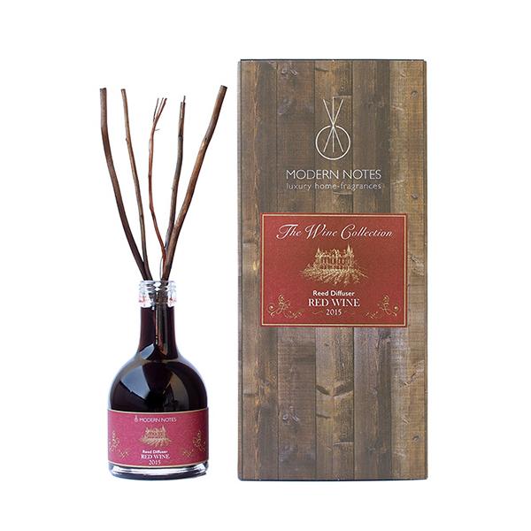 香り：赤ワインをイメージした香り内容量（約）：200mLパッケージサイズ（約）：幅13.5×奥8×高さ30cmサイズ（約）：[本体]径7.5×高14.5cm　[スティック挿入時]高30cm成分：香料、アルコール原産国：日本