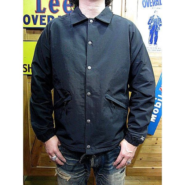 hangar-market_ol-041-022blk