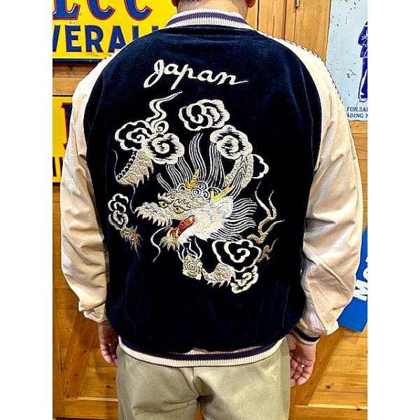 hangar-market_tt15795-128nav