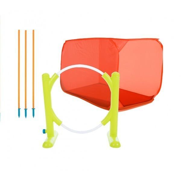 屋外で使える小型アジリティグッズ！水遊びに特化したアジリティグッズです。地面にさしてスラロームとハイジャンプとゴールケージがセットになったアジリティセットです。わんちゃんに合わせて高さも調節可能。 付属のバッグに小さくたたんで持ち運びできま...