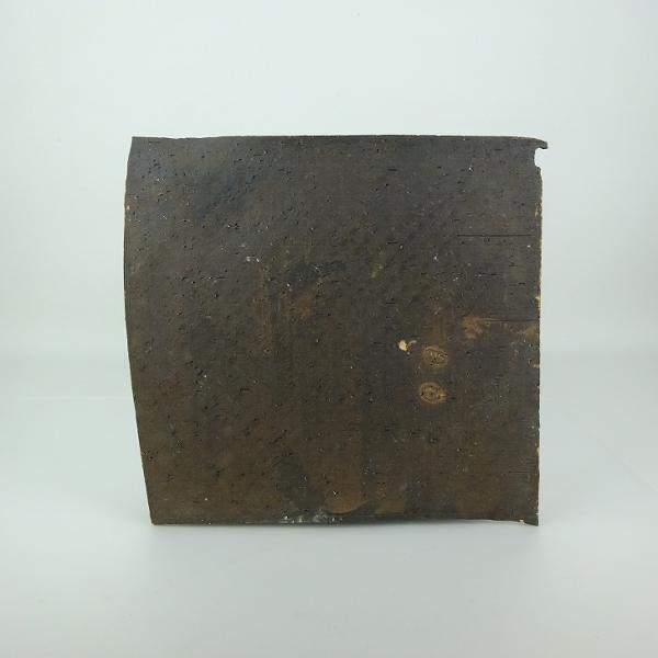 品名 　陶板　 (花台・飾卓)サイズ 　高さ　約 0.5センチ　　横幅　約 23.3センチ　奥行　約 22センチ商品状態 　カケ、ホツレなどがあります。　中古品の為、画像に写っていない小さなヒビ、欠け、キズ、汚れなどある場合があります。注意...