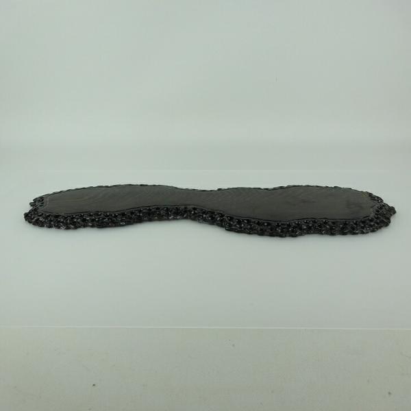 品名 　地板　(卓台/小品卓)サイズ 　高さ　約 0.8センチ　　横幅　約 39.8センチ　奥行　約 14センチ商品状態 　中古品の為、画像に写っていない小さなヒビ、欠け、キズ、汚れなどある場合があります。注意点 　モニターの発色具合によっ...