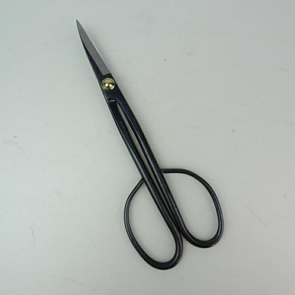 商品名 　小枝切鋏　剪定ばさみ（兼進）サイズ 　全長 　 約 20.5センチ　横幅 　 約 7.5センチ　刃渡り 約 5センチ
