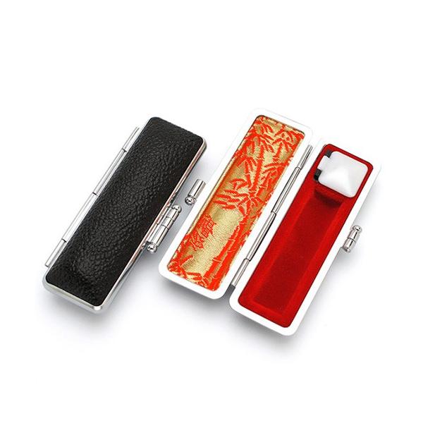 印鑑ケース 黒 (銀枠) 16.5-18.0mm（内張り朱竹） 朱肉付き はんこ