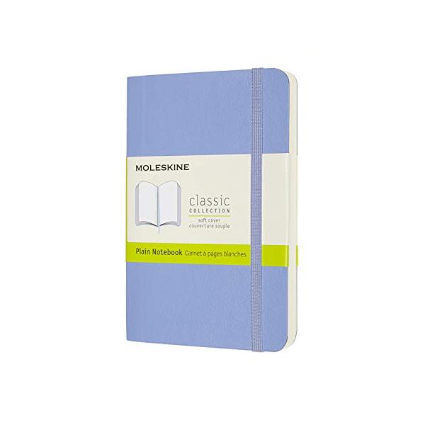 無地・ハイドレイジブルー ポケット(横9cm×縦14cm) QP613B42・・Style:無地Size:ポケット(横9cm×縦14cm)Color:ハイドレイジブルー・サイズ横9cm×縦14cm 重さ 125g ソフトカバー/ポケットサイ...