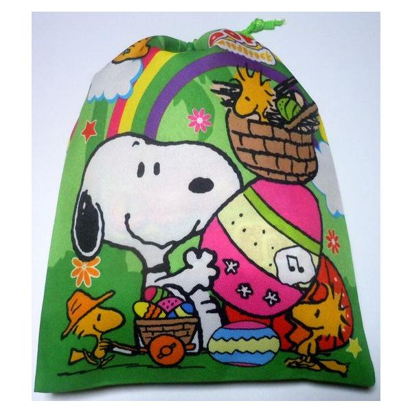 スヌーピーの可愛い大判巾着袋に、人気のお菓子を入れた可愛い 駄菓子詰め合わせ。巾着袋の柄は全部で6種類です。巾着袋の柄のご指定はできません。ポップコーン、うまい棒、ガリボリラーメン、チョボチョボクッキー、餅太郎の５種類の人気のお菓子が入って...